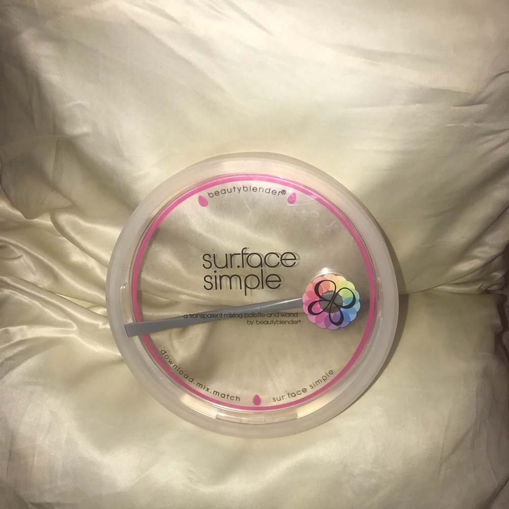 Beautyblender Surface Simple